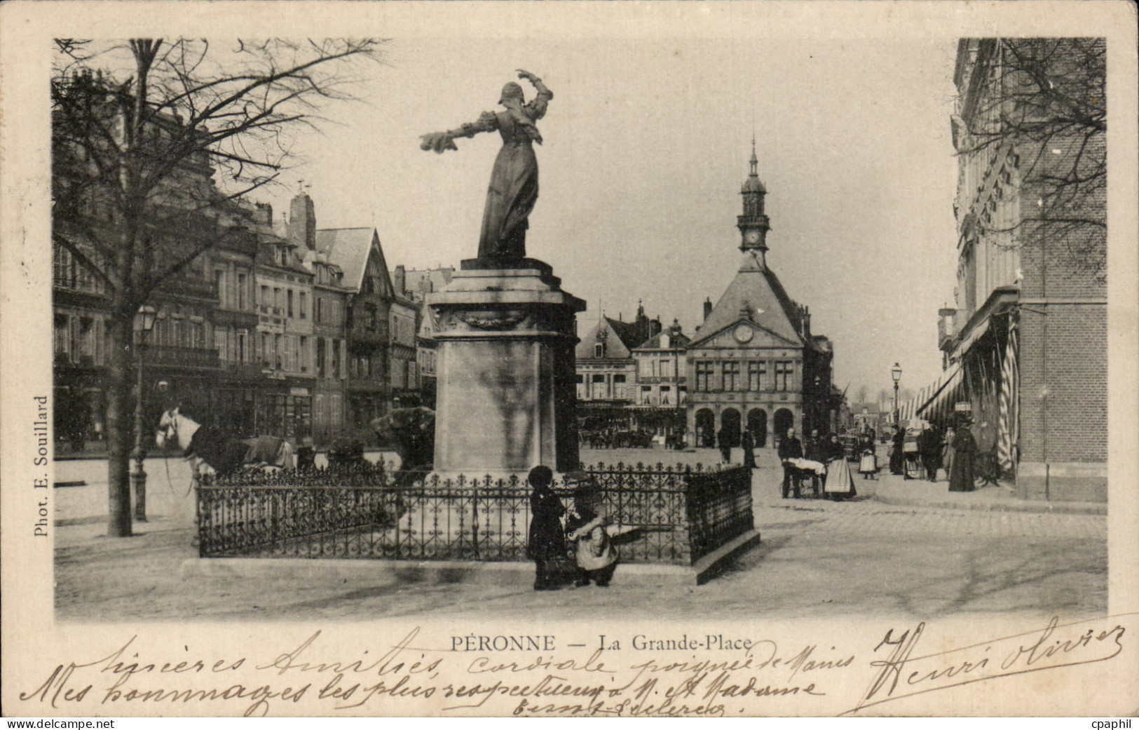 CPA Peronne Grande place