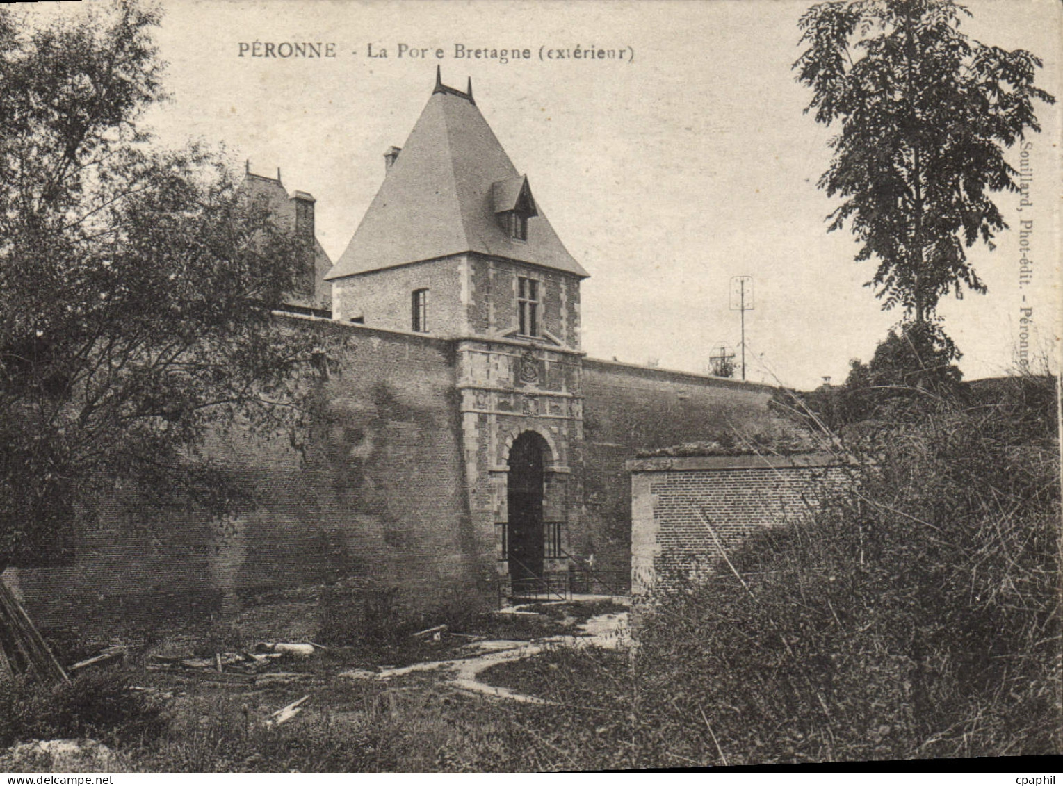 CPA Peronne La Porte Bretagne