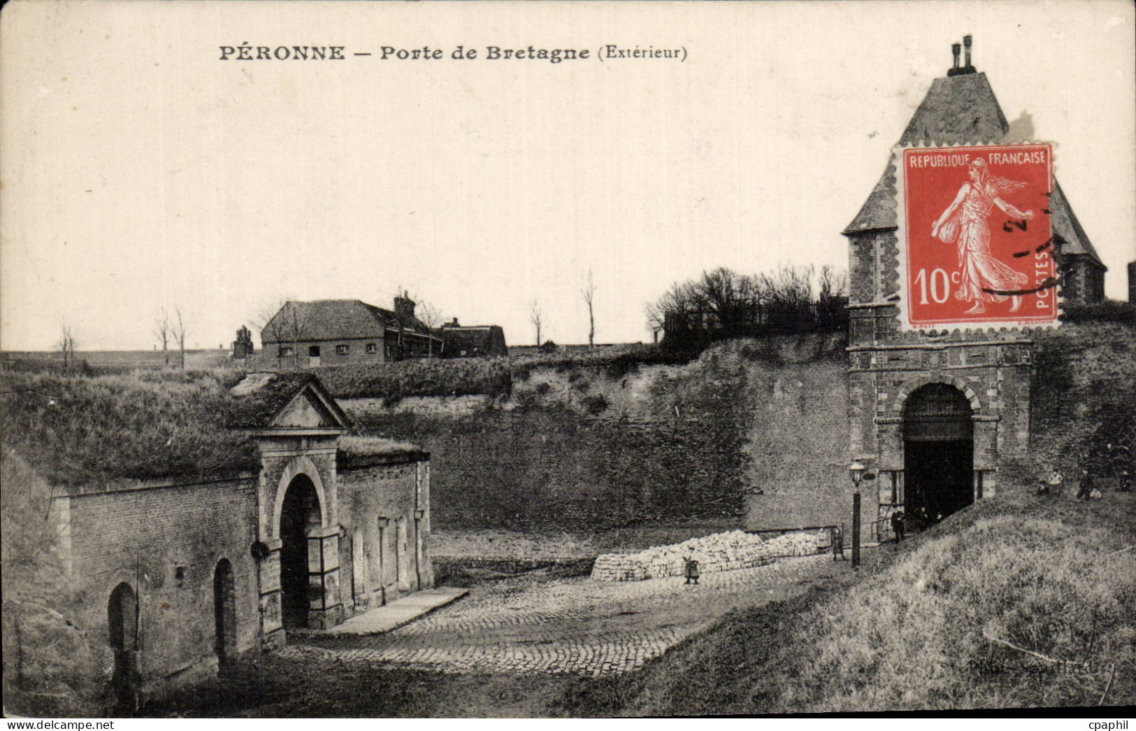 CPA Peronne Porte de Bretagne