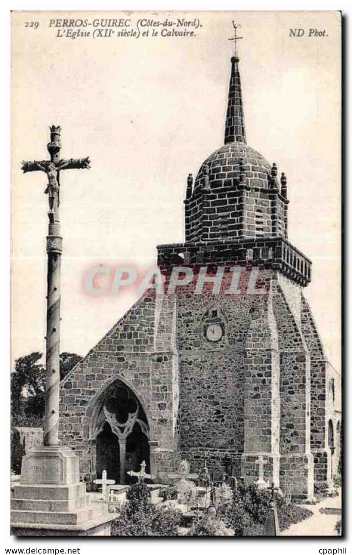 CPA Perros Guirec Cotes du Nord L Eglise XII siecle et le Calvaire