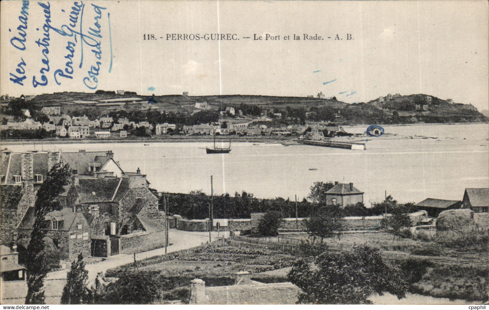 CPA Perros Guirec La Port et la Rade