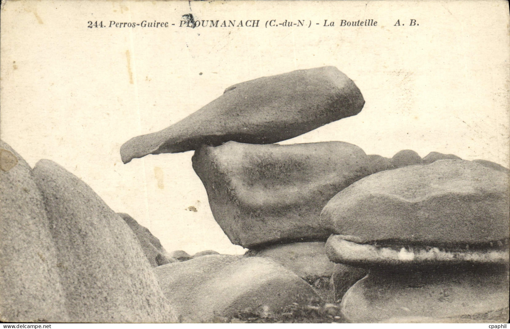 CPA Perros Guirec Ploumanach La Bouteille