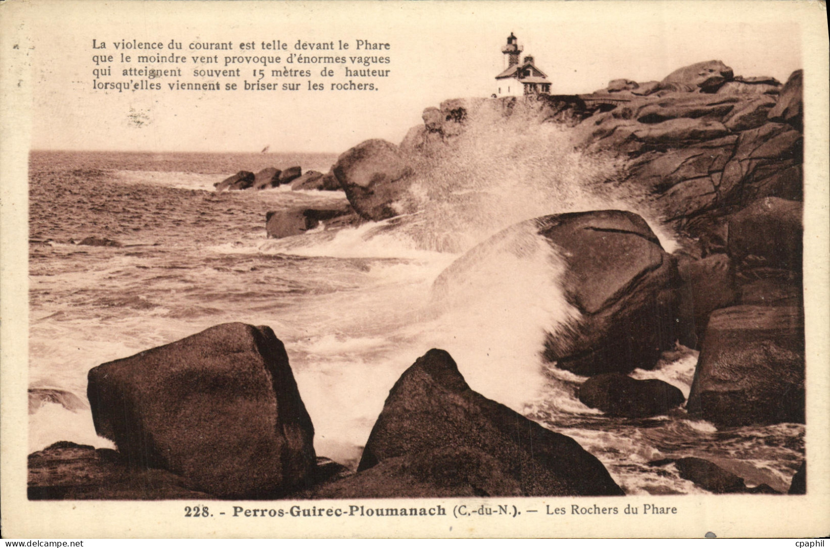 CPA Perros Guirec ploumanach Les Rochers du Phare