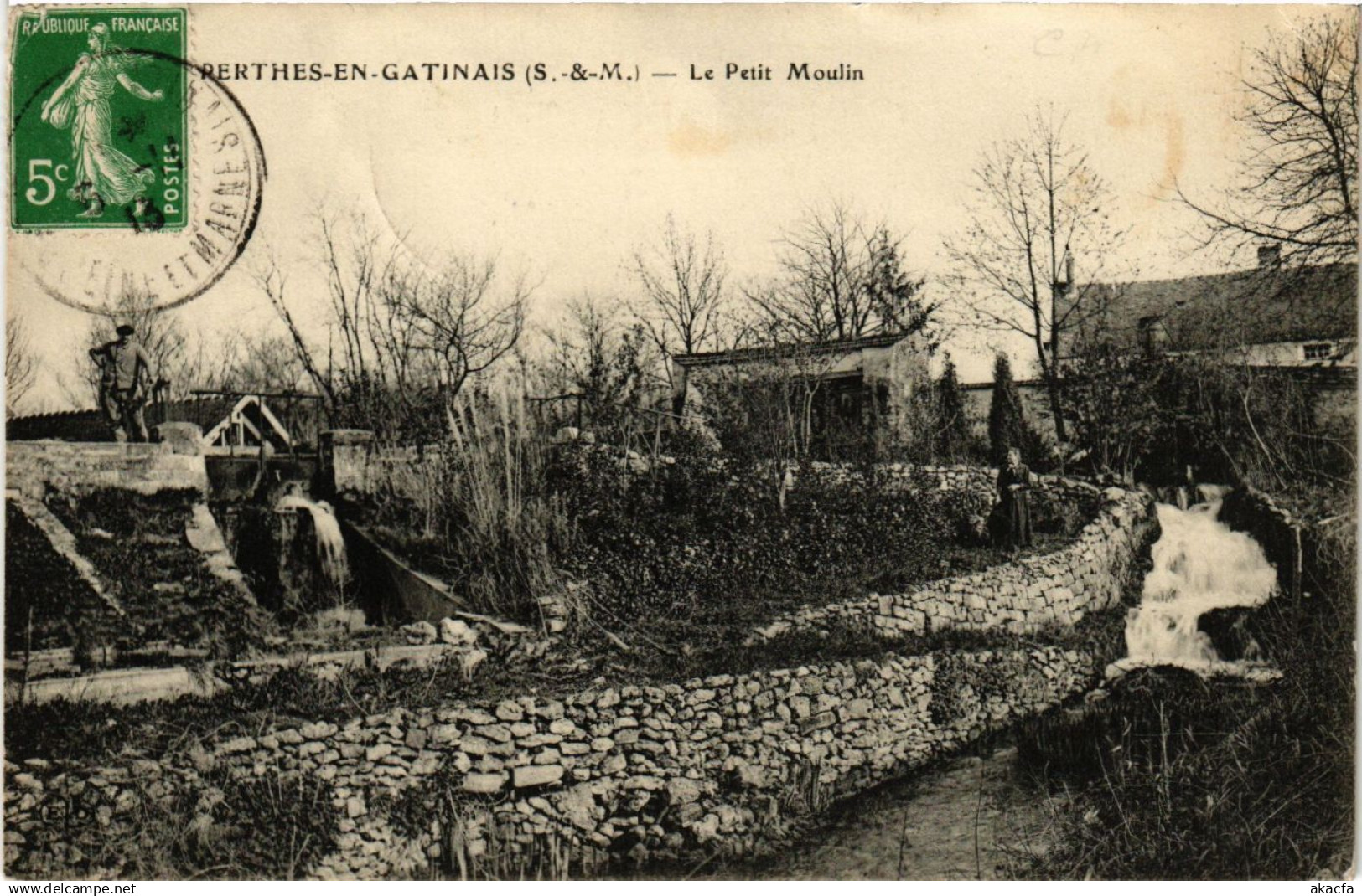 CPA PERTHES-en-GATINAIS - Le Petit Moulin (638813)