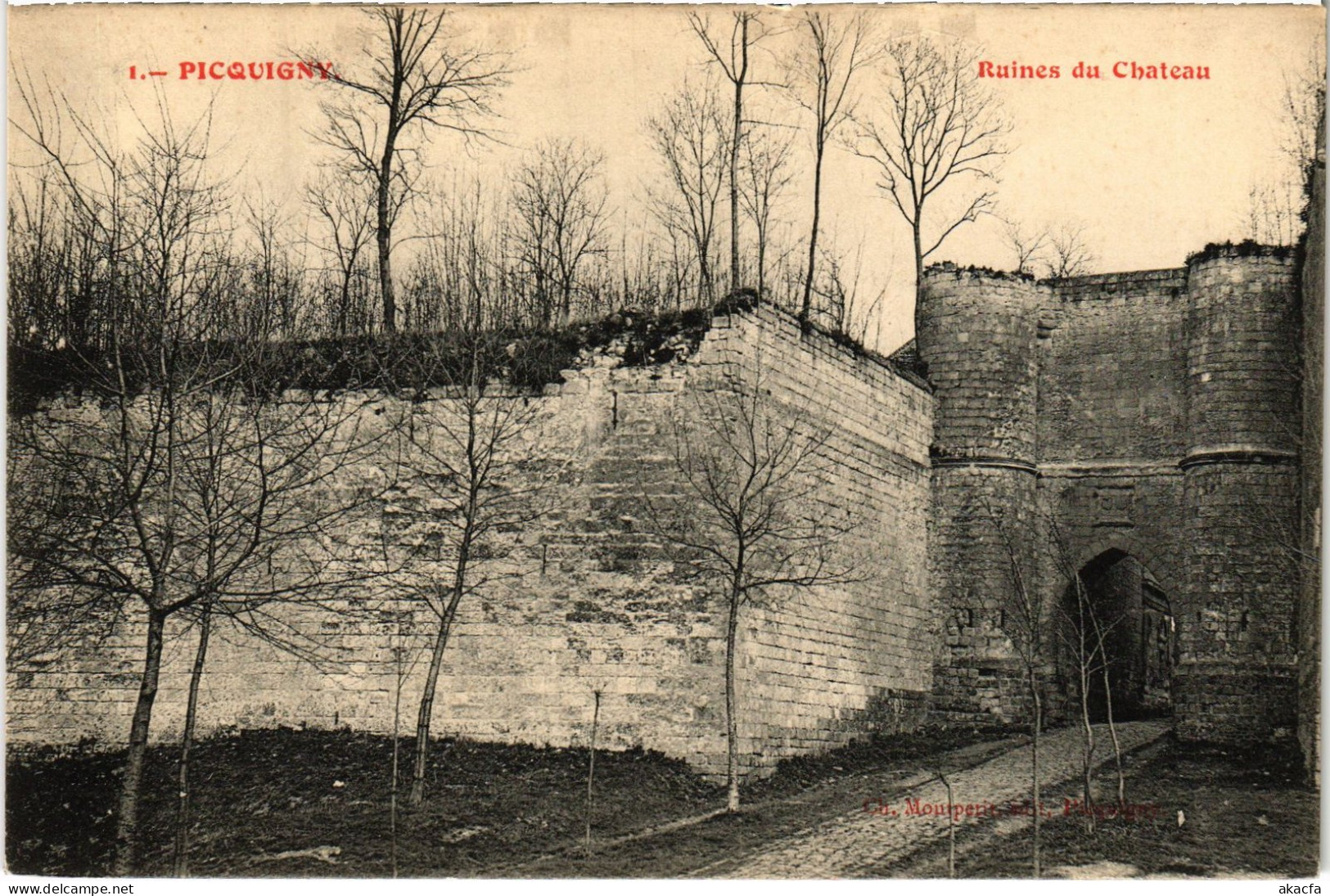 CPA Picquigny Ruines du chateau (1498182)