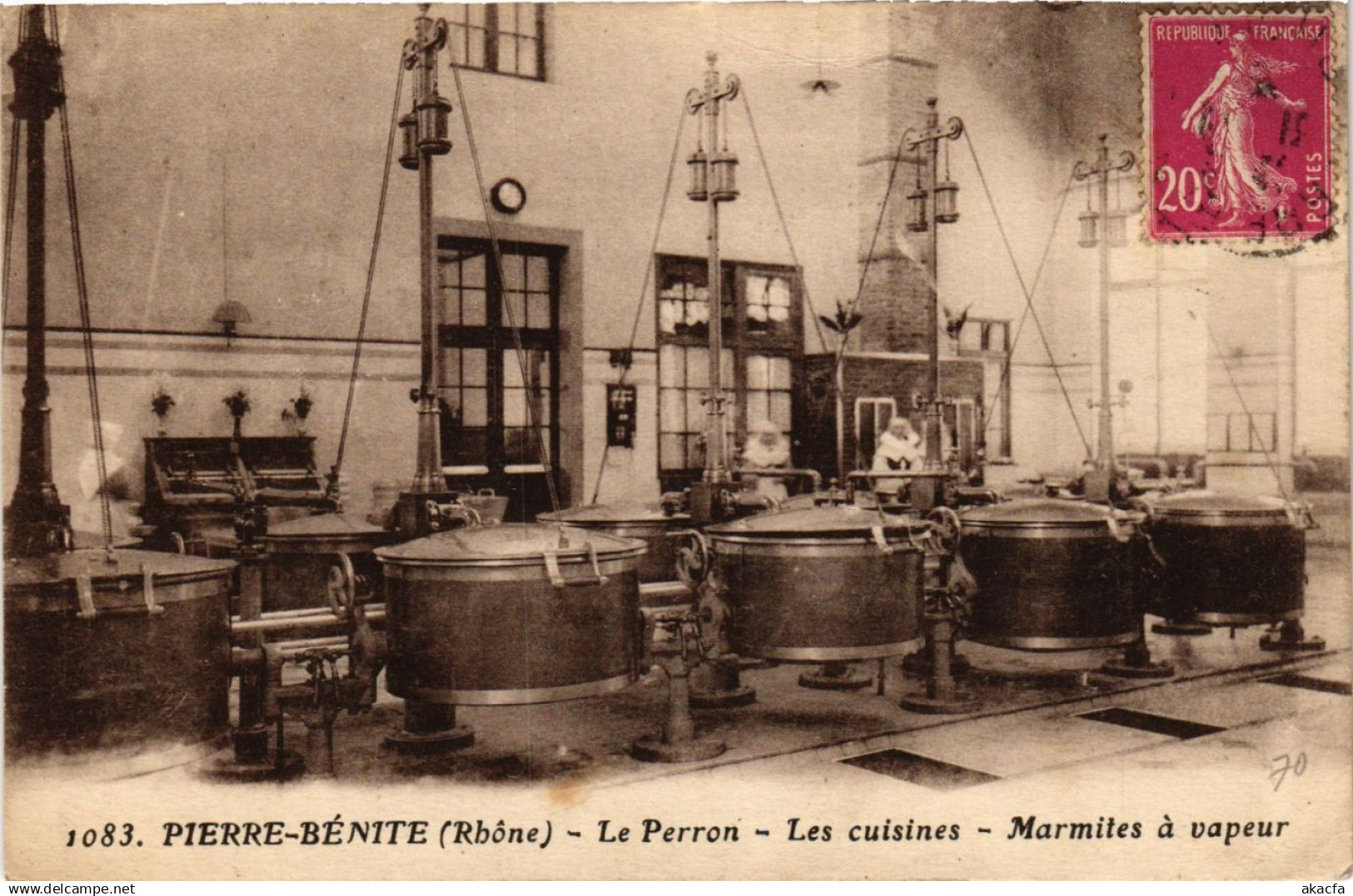 CPA PIERRE-BENITE - Le PERRON - Les Cuisines - Marmites a vapeur (692694)