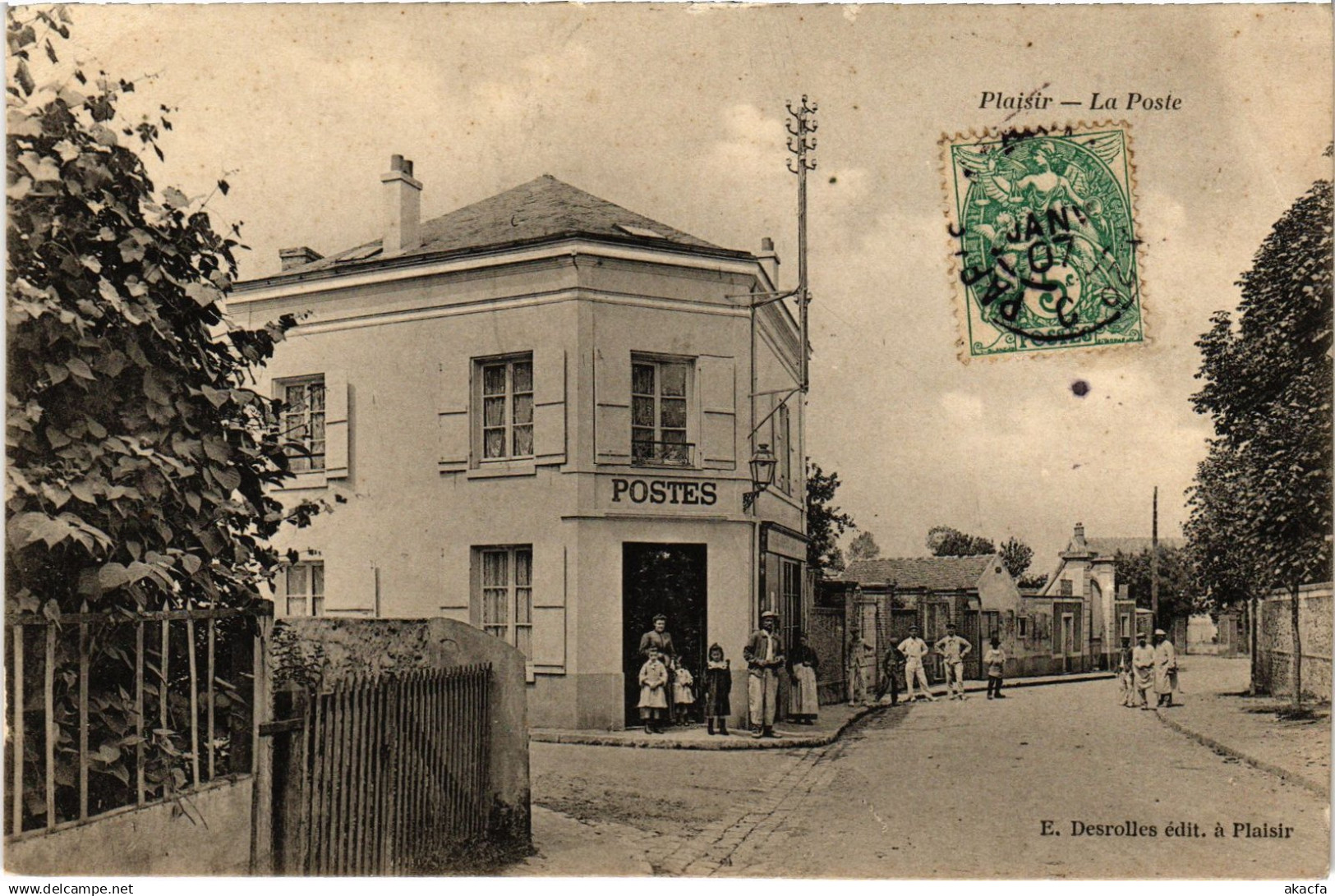 CPA Plaisir la Poste (1449753)