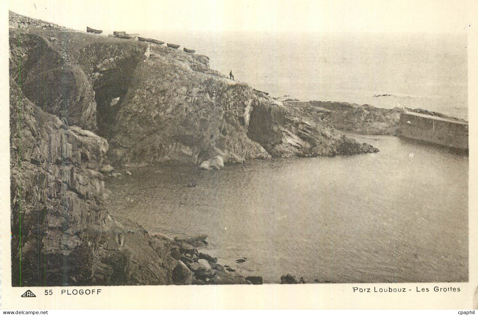 CPA Plogoff Porz Loubouz Les Grottes
