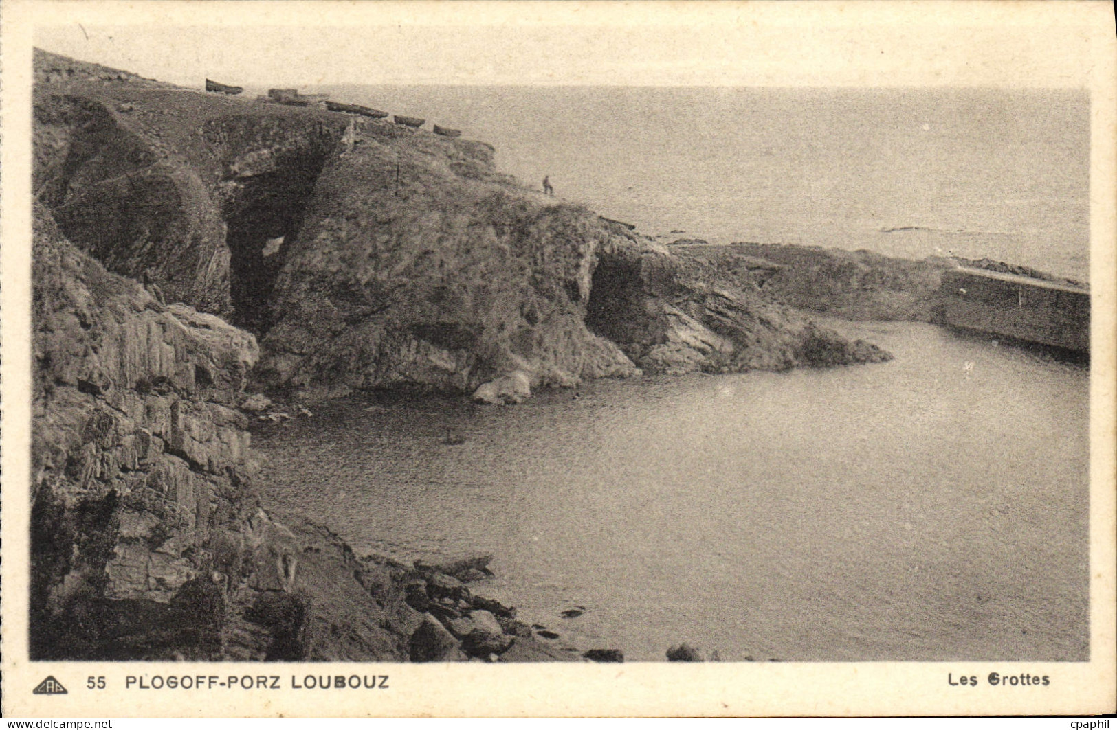 CPA Plogoff Porz Loubouz Les grottes