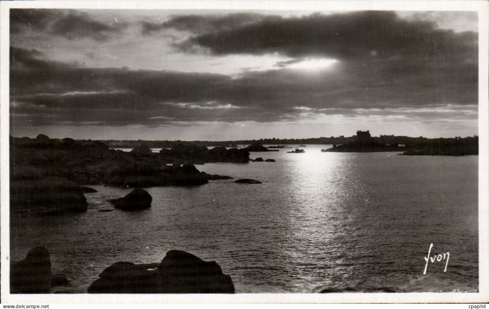 CPA Ploumanac'h Coucher De Soleil Sur Le Goulet