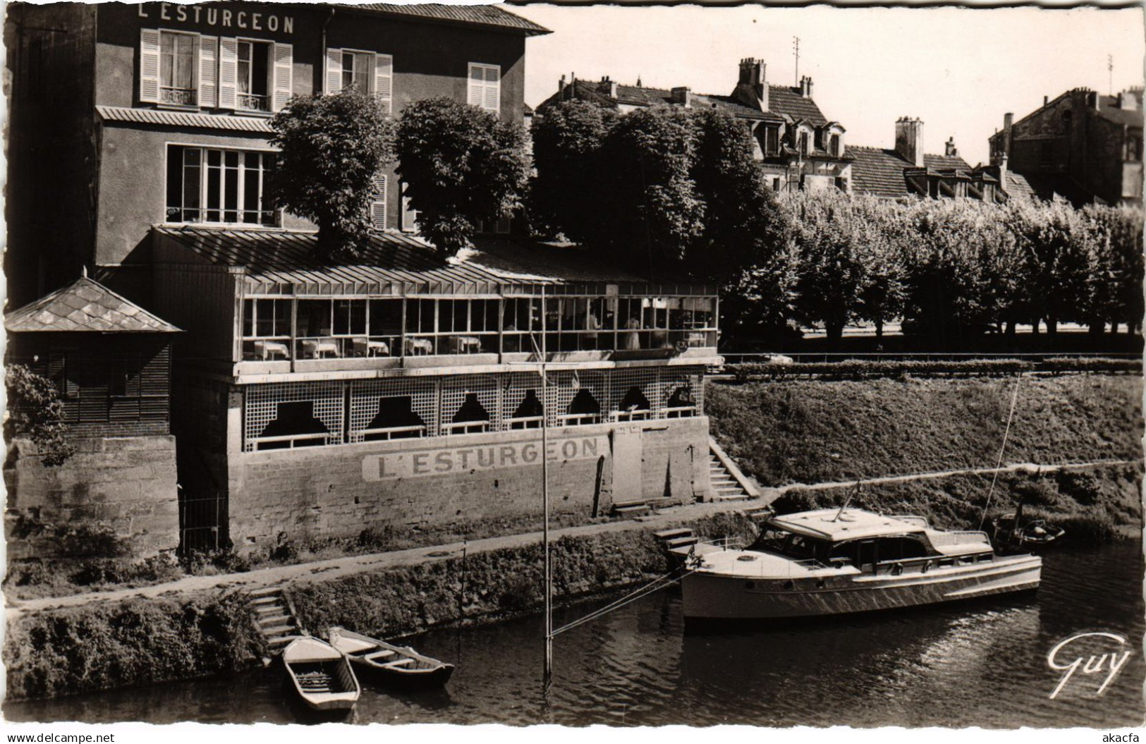 CPA Poissy Esturgeon (1423340)