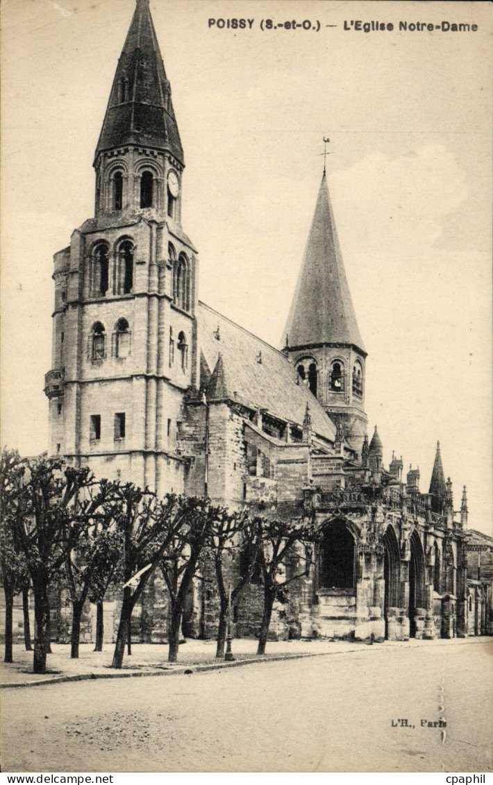 CPA Poissy L'Eglise Notre Dame