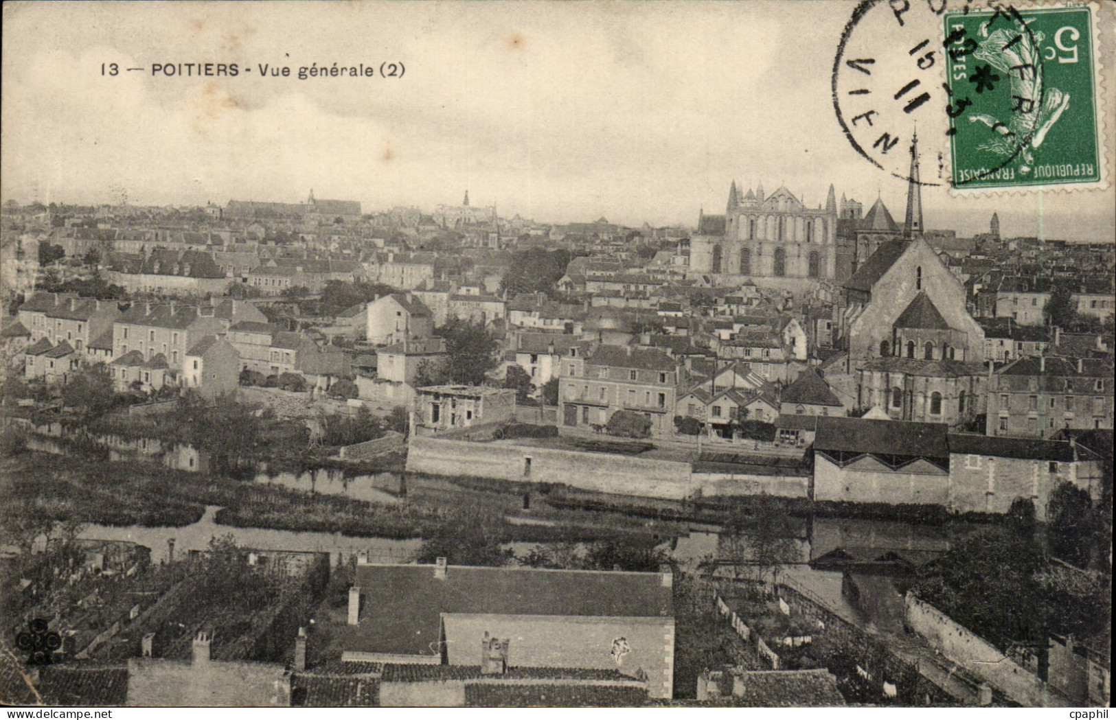 CPA Poitiers Vue generale
