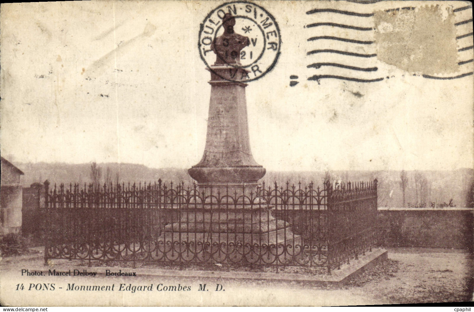 CPA Pons Monument Edgard Combes
