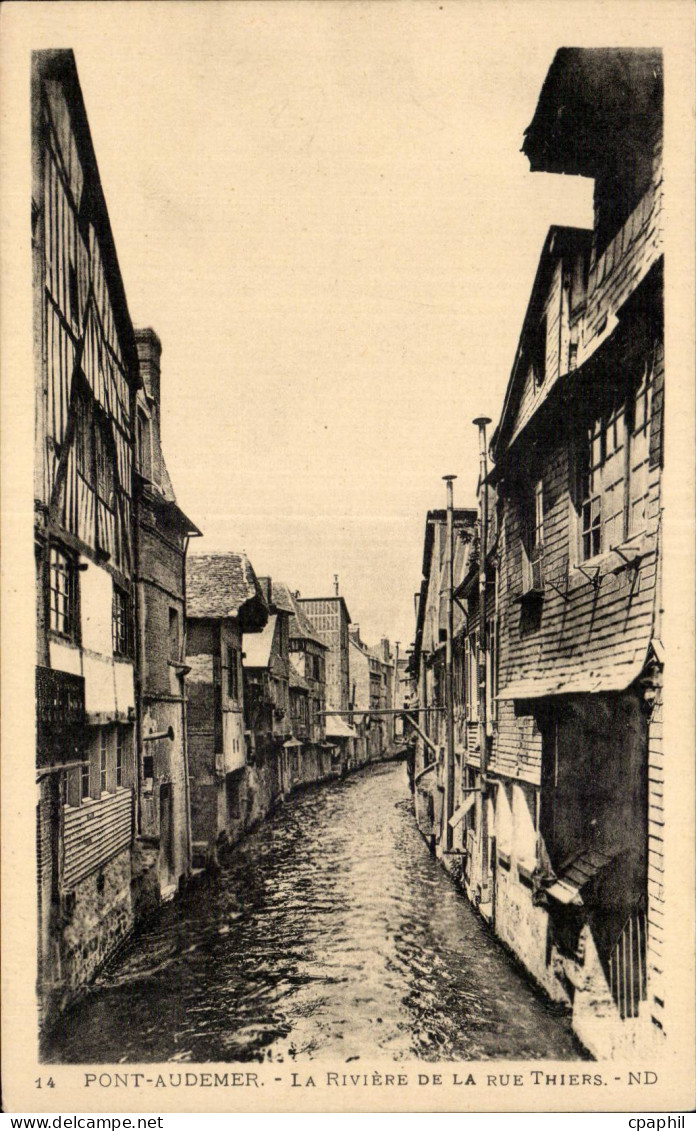 CPA Pont Audemer La riviere de la rue Thiers