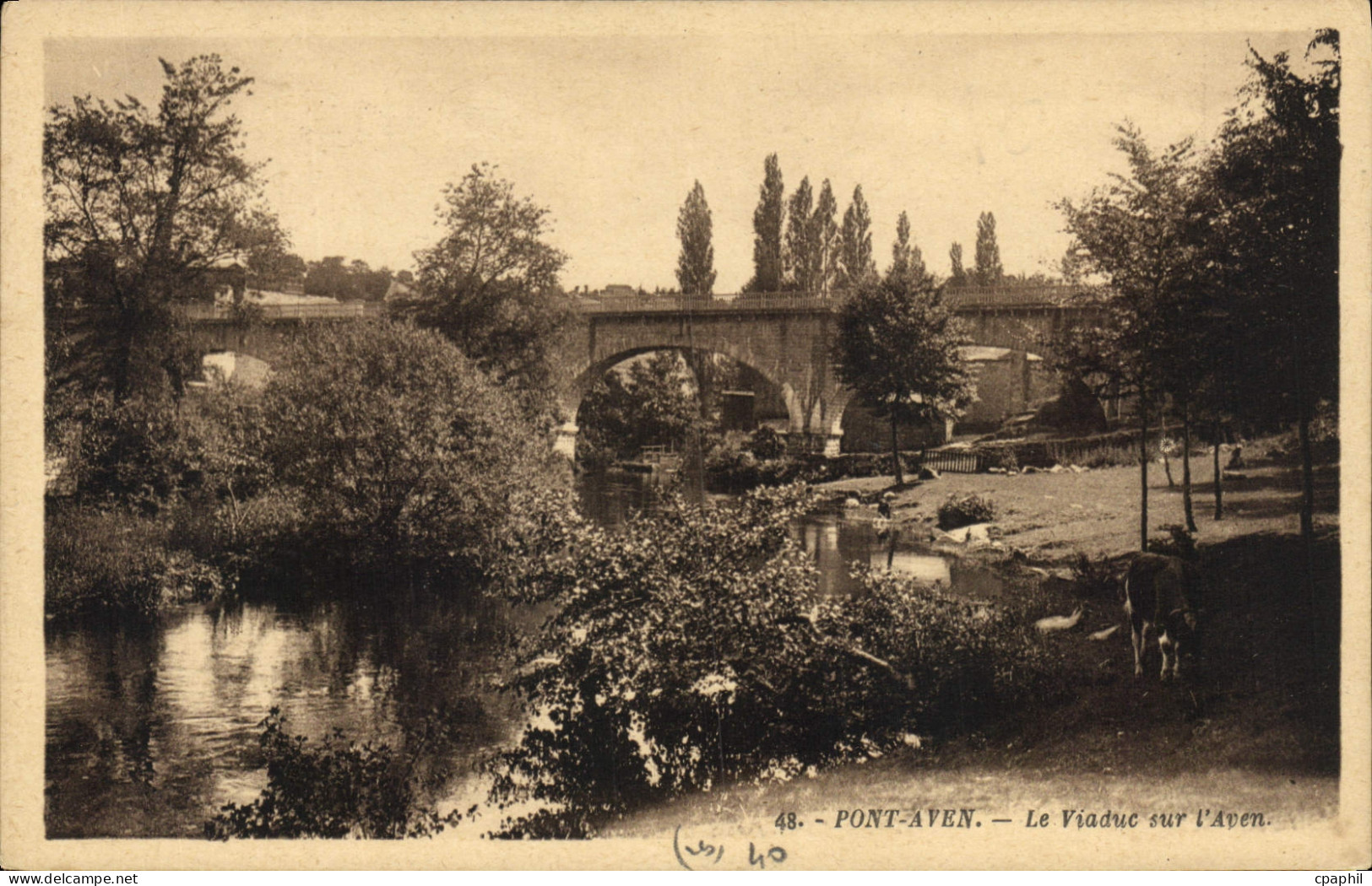 CPA Pont Aven Le Viadue sur l'Aven