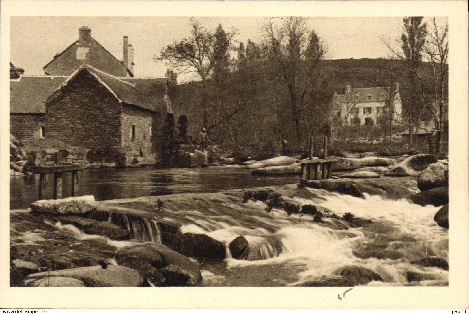 CPA Pont Aven les Moulins