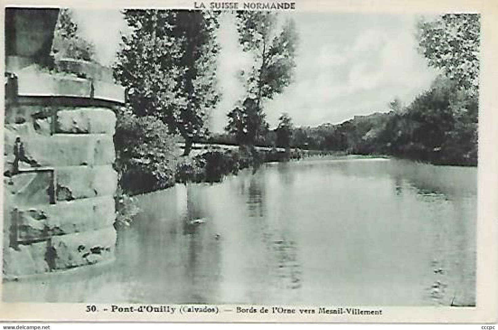 CPA Pont-d'Ouilly Bords de l'Orne vers Mesnil-Villement