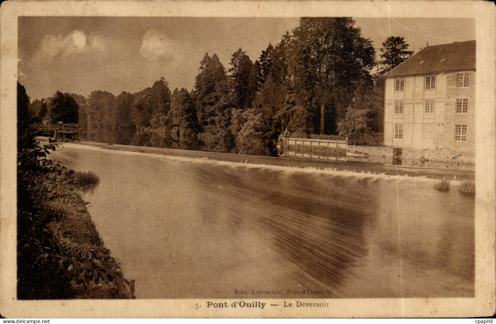 CPA Pont d'Ouilly Le Deversoir