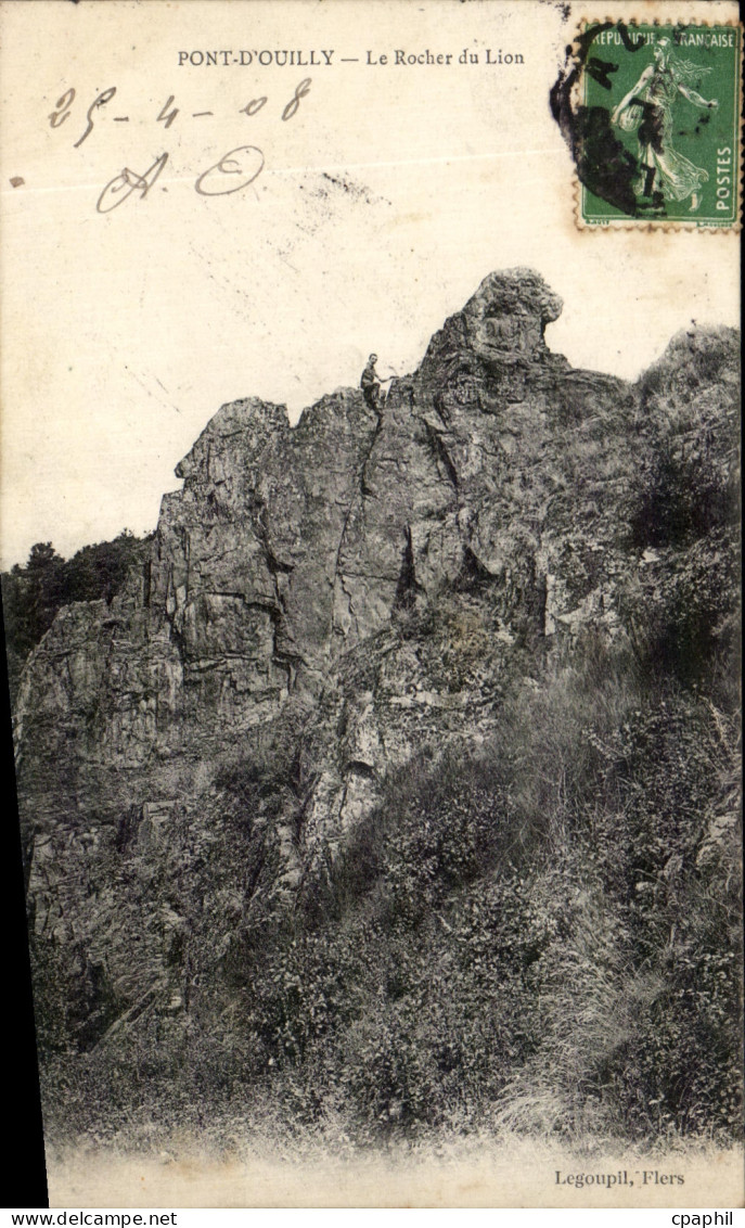 CPA Pont d'Ouilly Le Roche du Loin