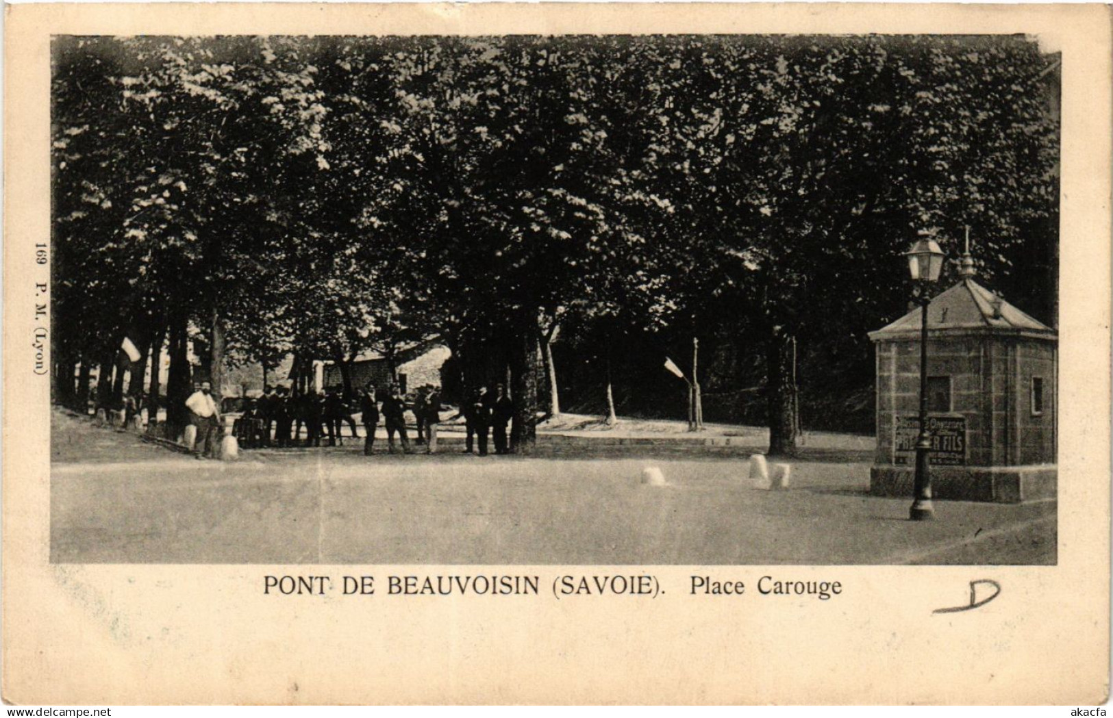 CPA PONT-de-BEAUVOISIN. Place Carouge (392233)