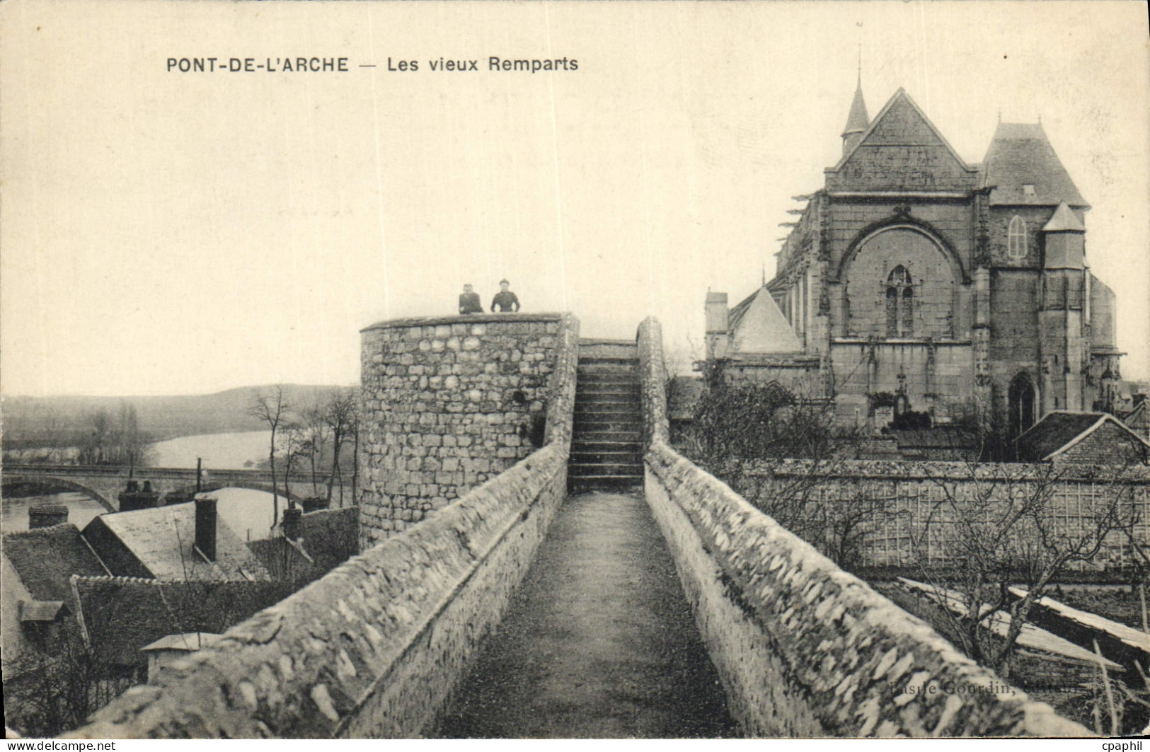 CPA Pont De L'Arche Les Vieux Remparts