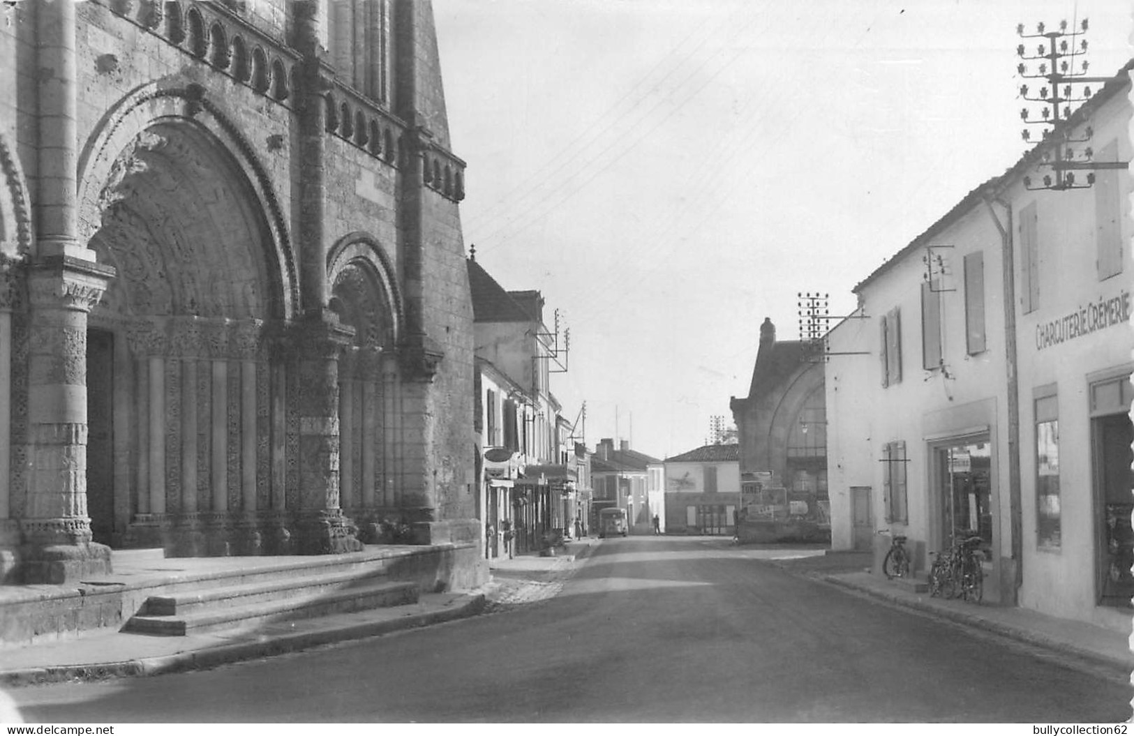 CPA Pont-l'Abbé-d'Arnoult 17/94