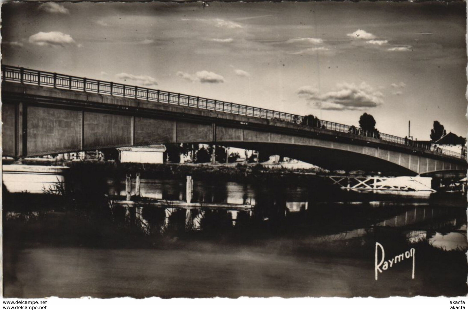 CPA PONT-sur-YONNE Le Nouveau Pont (1198506)