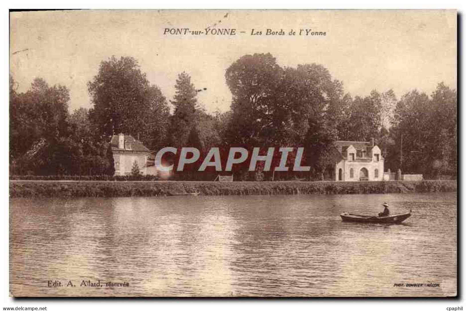 CPA Pont sur Yonne Les Bords de l'Yonne
