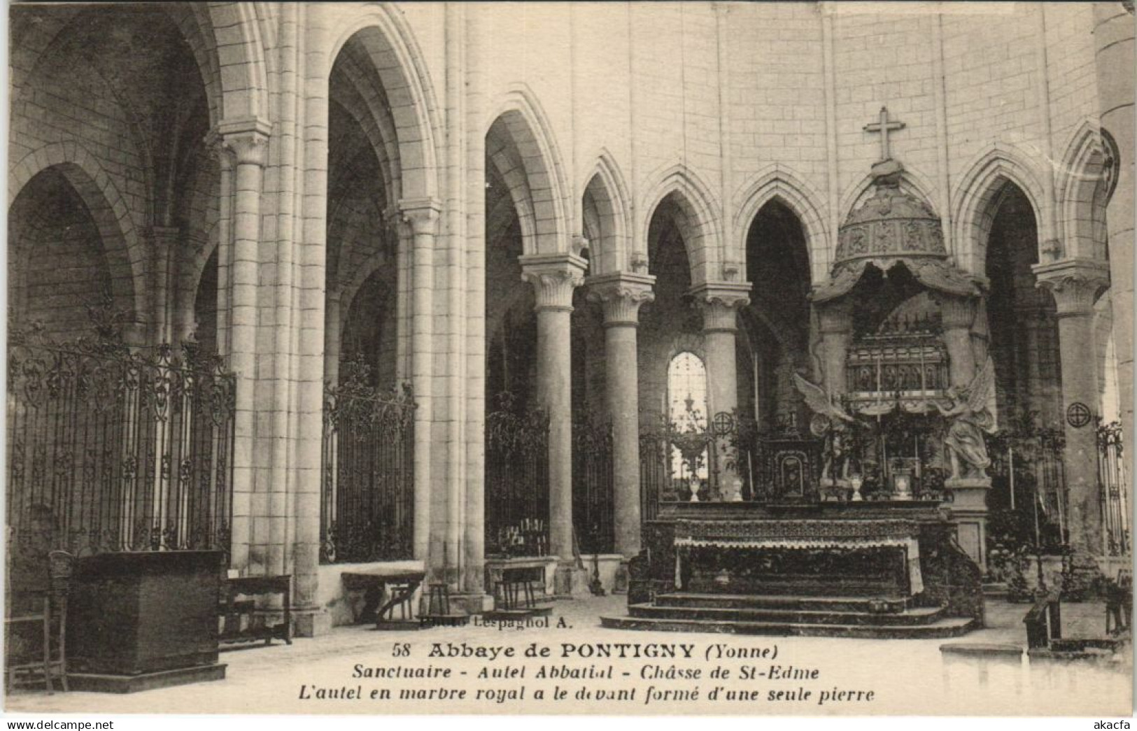 CPA PONTIGNY Abbaye - Sanctuaire (1197421)