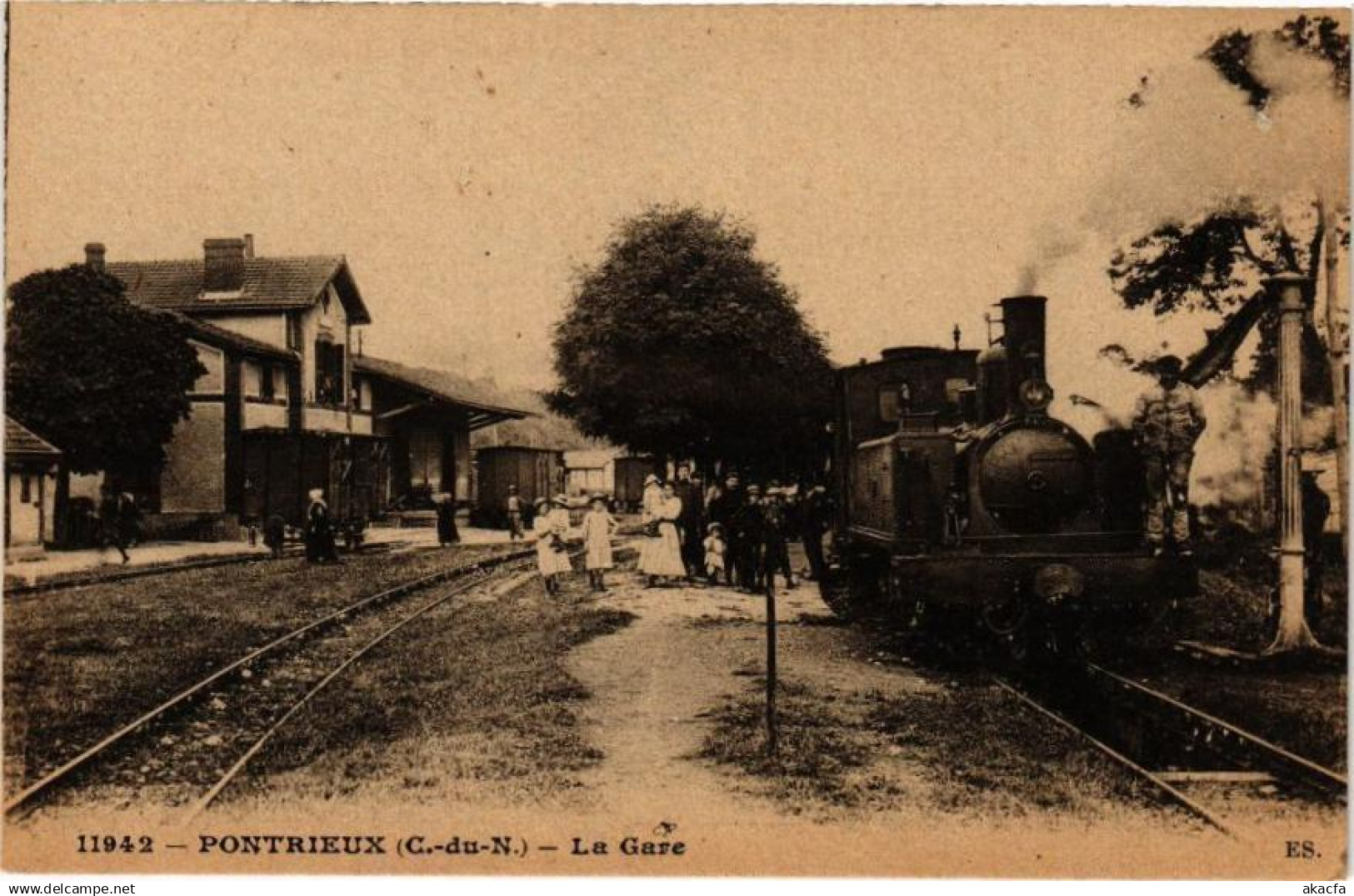 CPA PONTRIEUX - La Gare (243689)