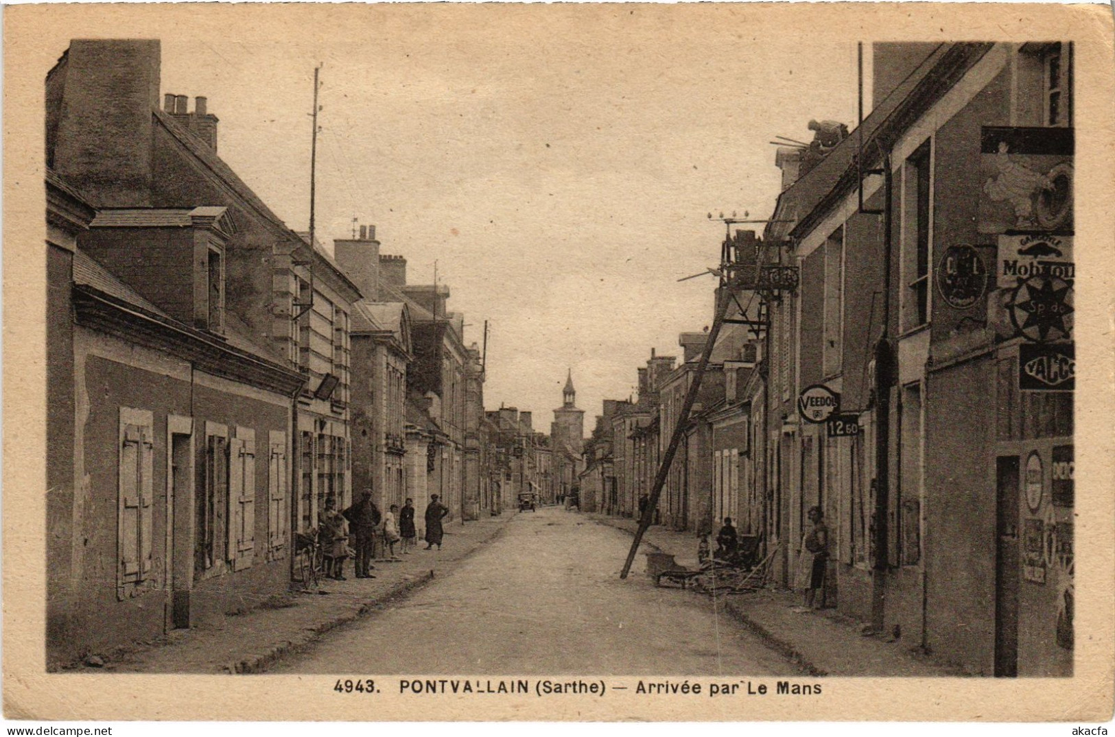 CPA Pontvallain Arrivee par Le Mans FRANCE (1451414)