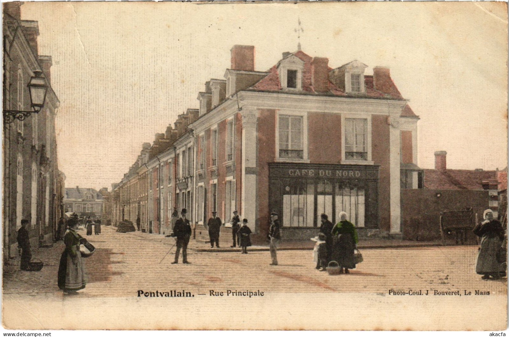 CPA Pontvallain Rue Principale FRANCE (1450714)
