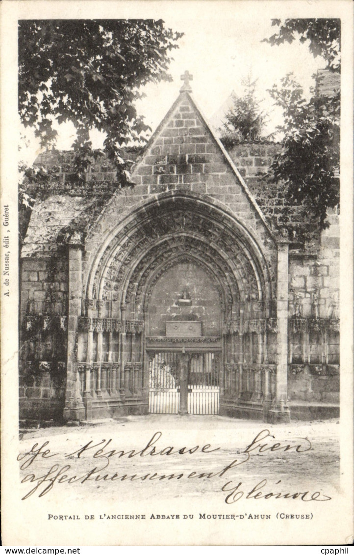 CPA Portail De L'Ancienne Abbaye Du Moutier D'Ahun