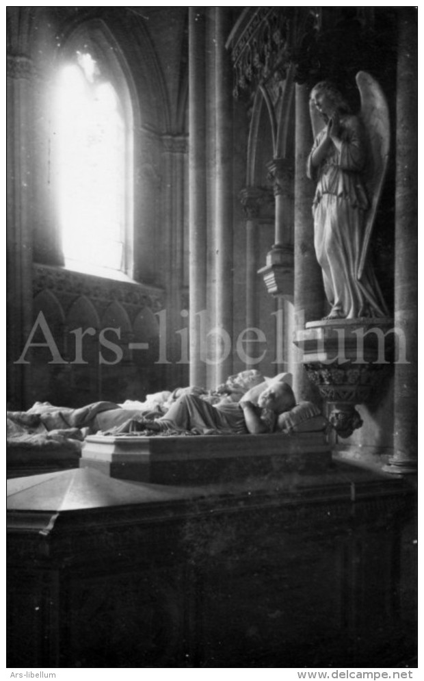 CPA / postcard / France / Chapelle royale de Dreux / chapelle Saint-Louis / tombeau de Melle de Montpensier