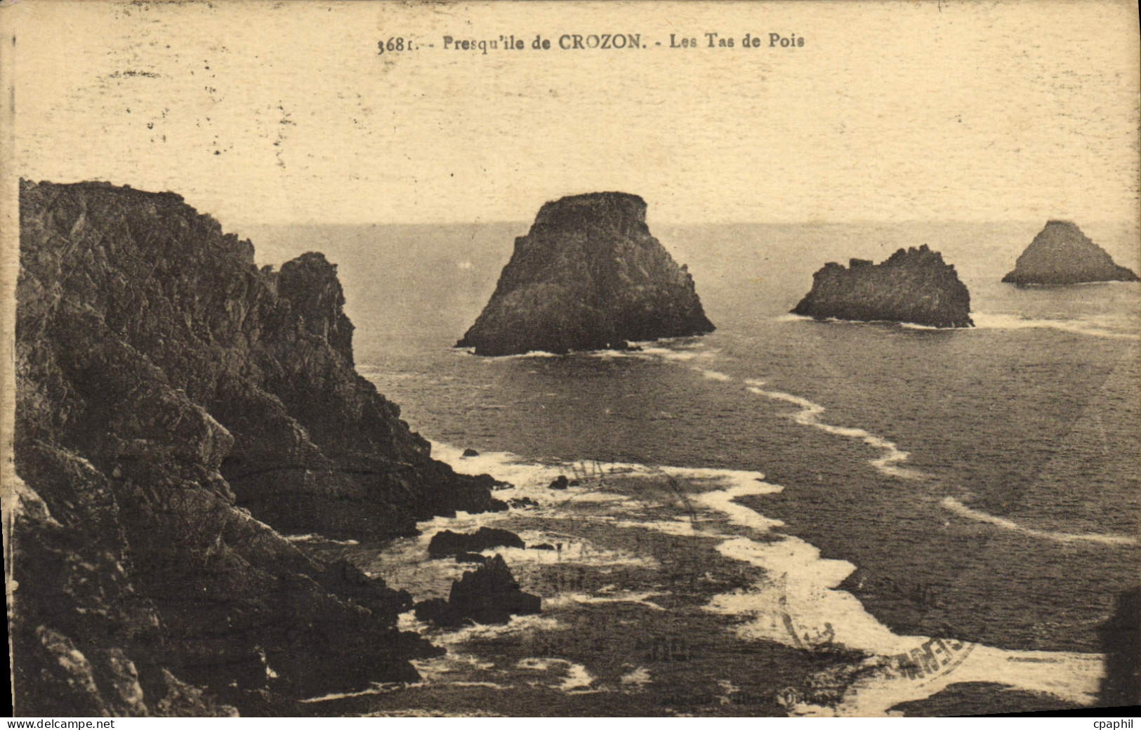 CPA Presqu'ile de Crozon Les Tas de Pois