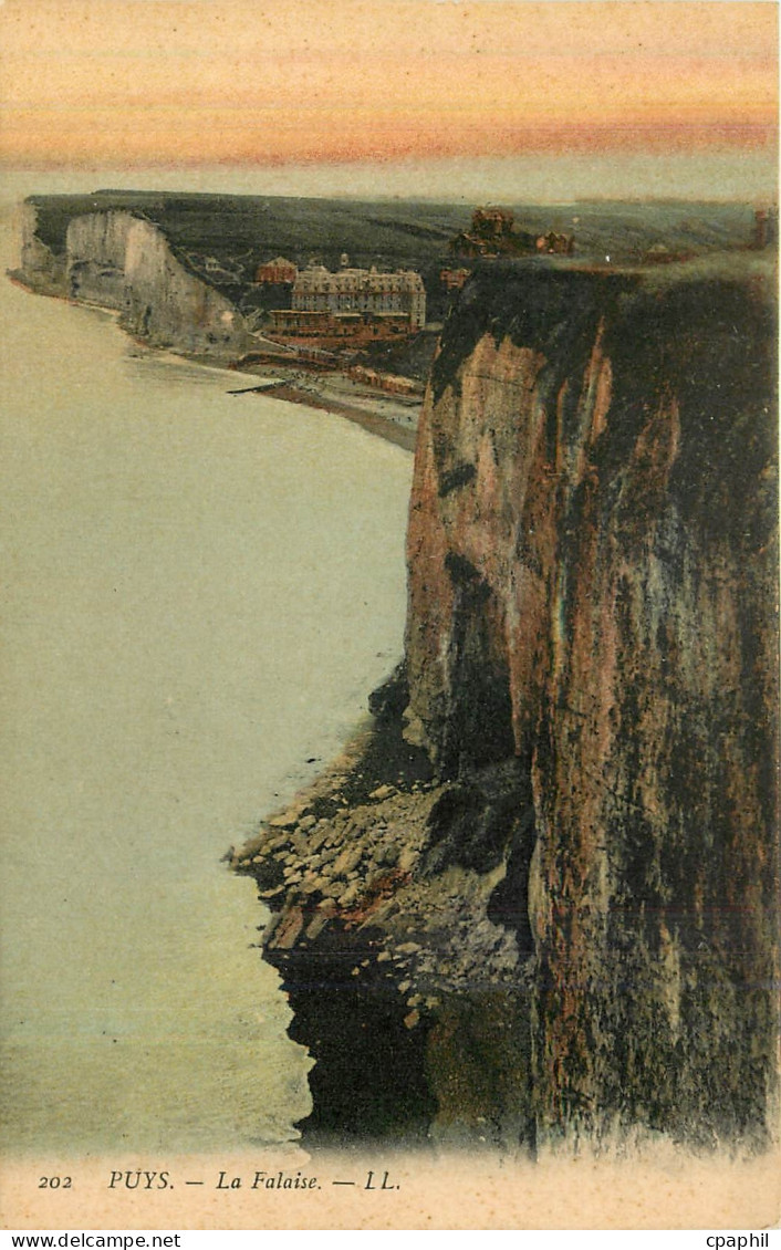 CPA Puys La Falaise