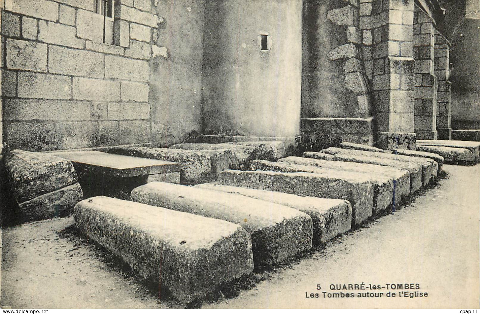 CPA Quarre les Tombes Les Tombes Autour de l'Eglise