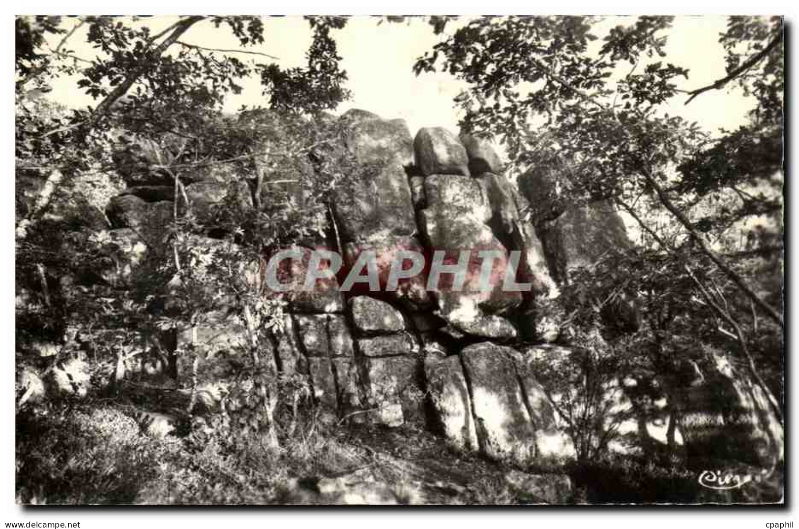 CPA Quarre les Tombes (Yonne) La Roche des Fees