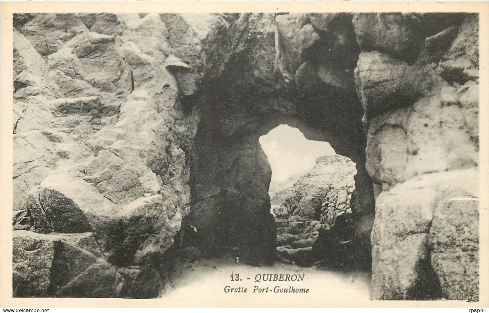 CPA Quiberon grotte port Goulhome