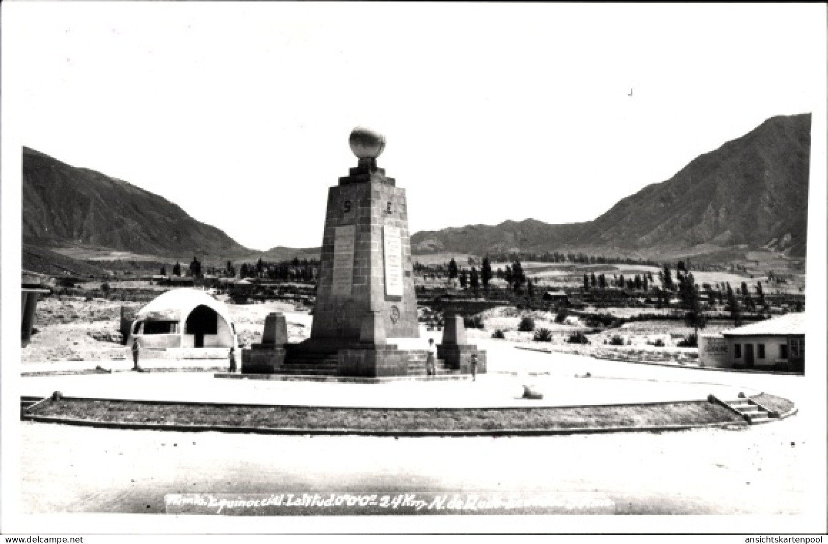 CPA Quito Ecuador, Mitad del Mundo, Denkmal