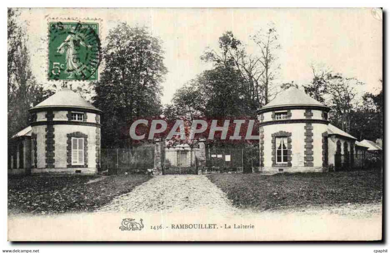 CPA Rambouillet La Laiterie