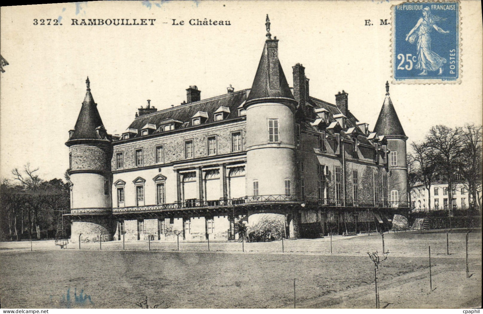 CPA Rambouillet Le Chateau