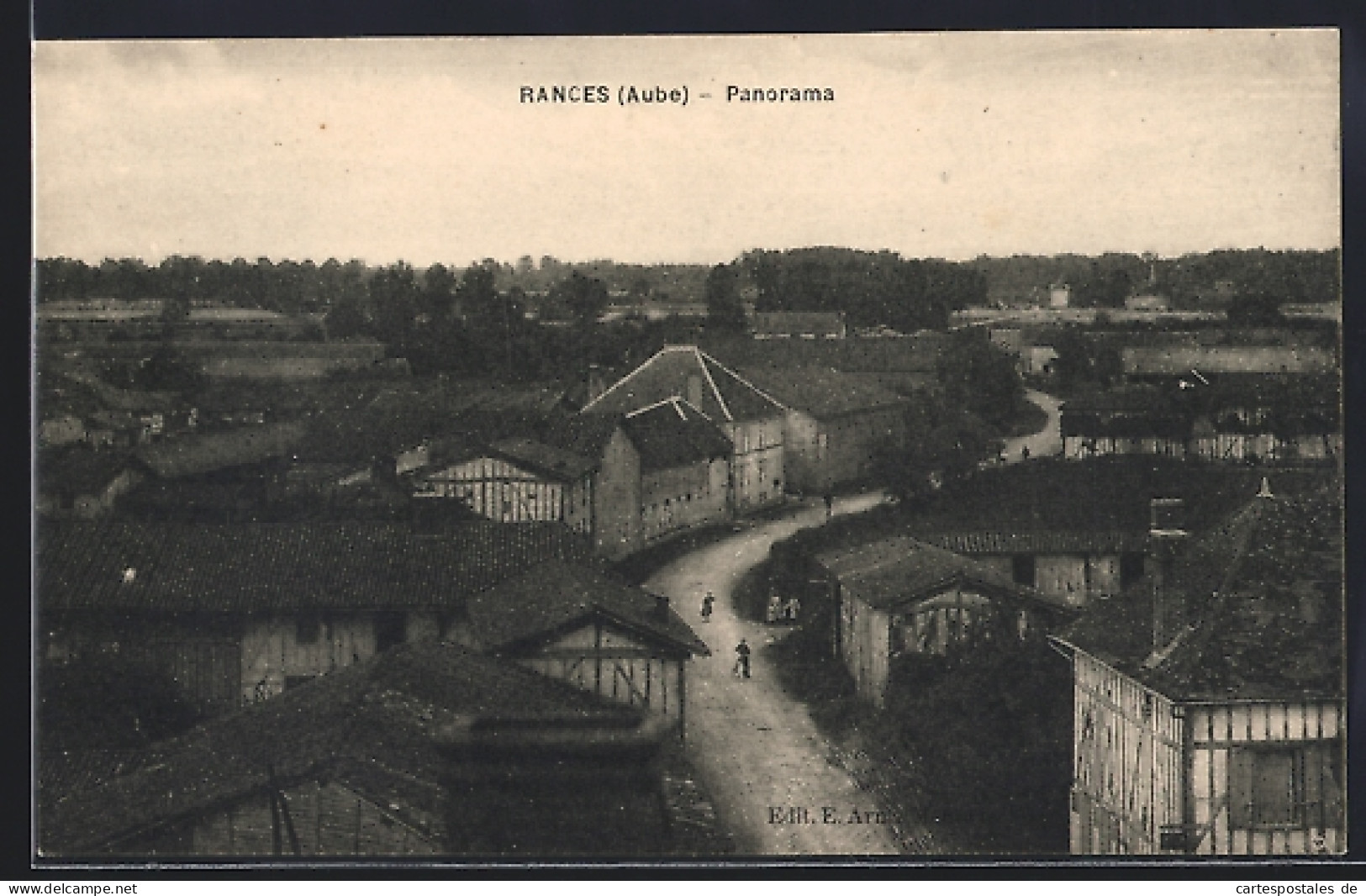 CPA Rances, vue générale du village et campagne environnante