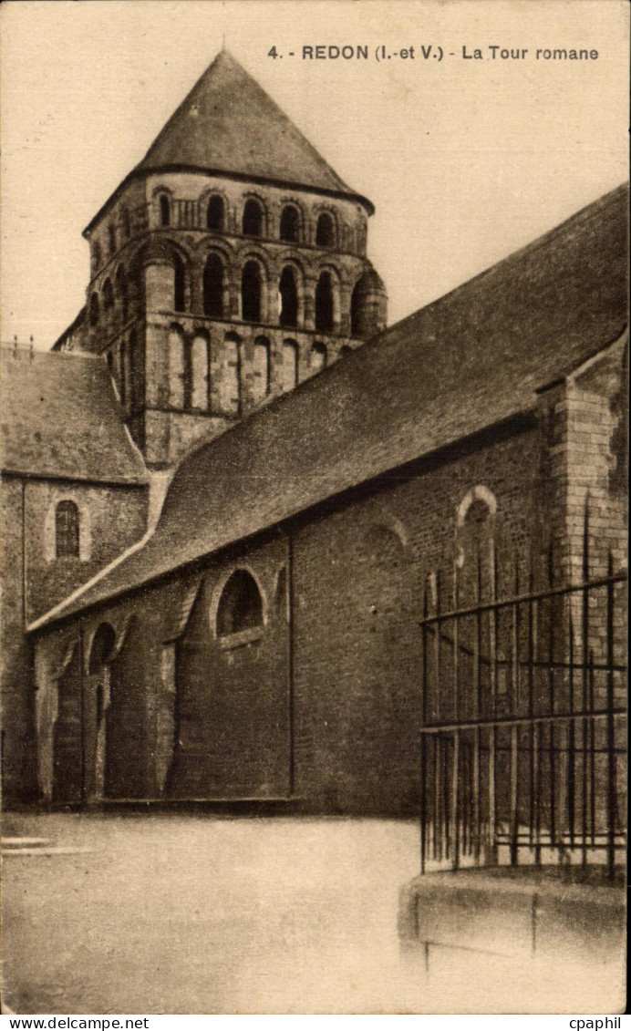 CPA Redon La Tour romane
