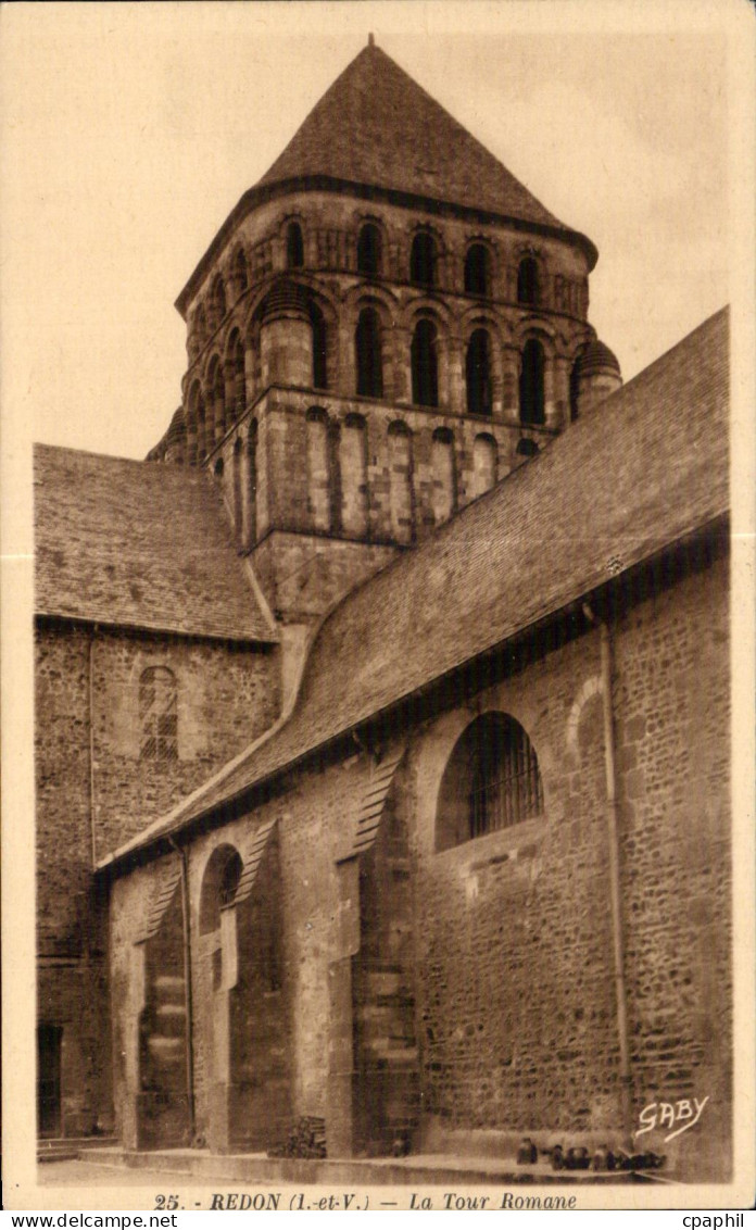 CPA Redon La Tour Romane