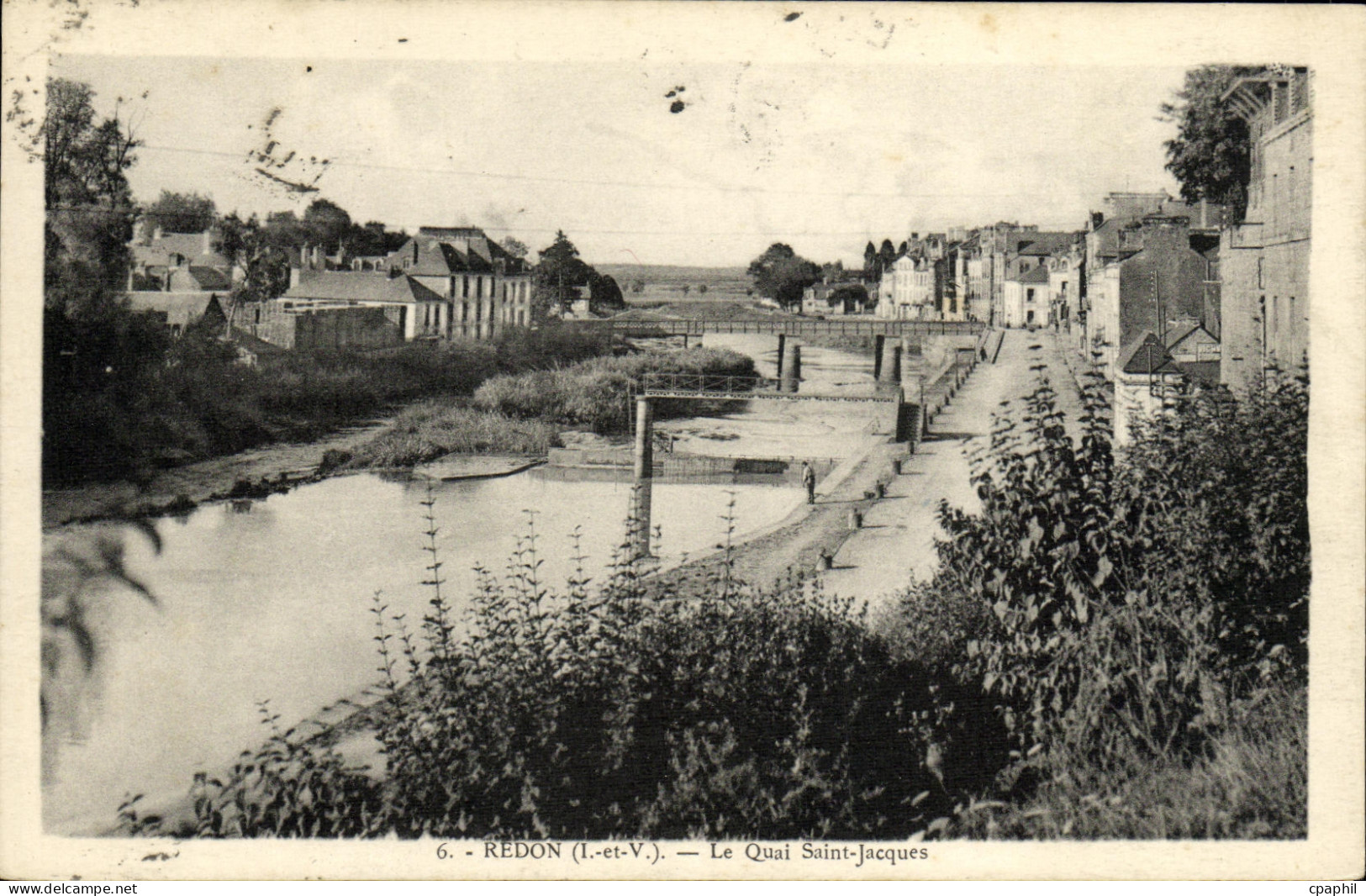 CPA Redon Le Quai Saint Jacques