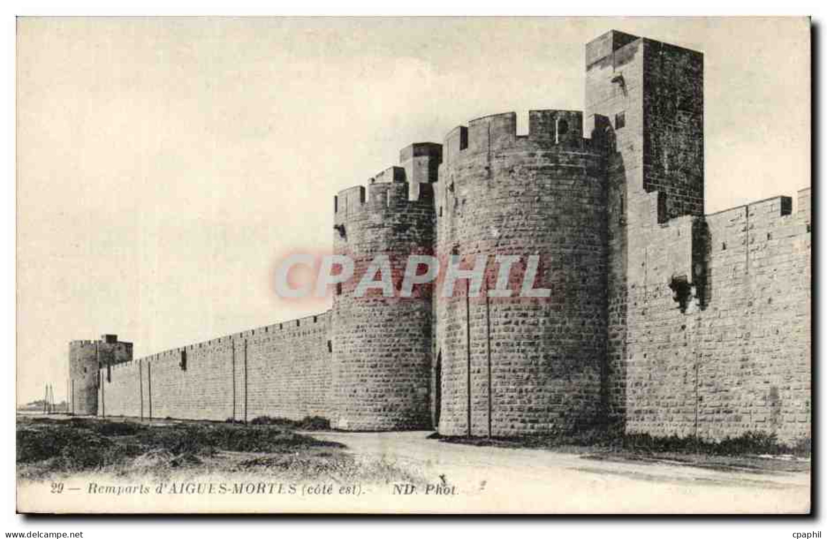 CPA Remparts d'Aigues Mortes