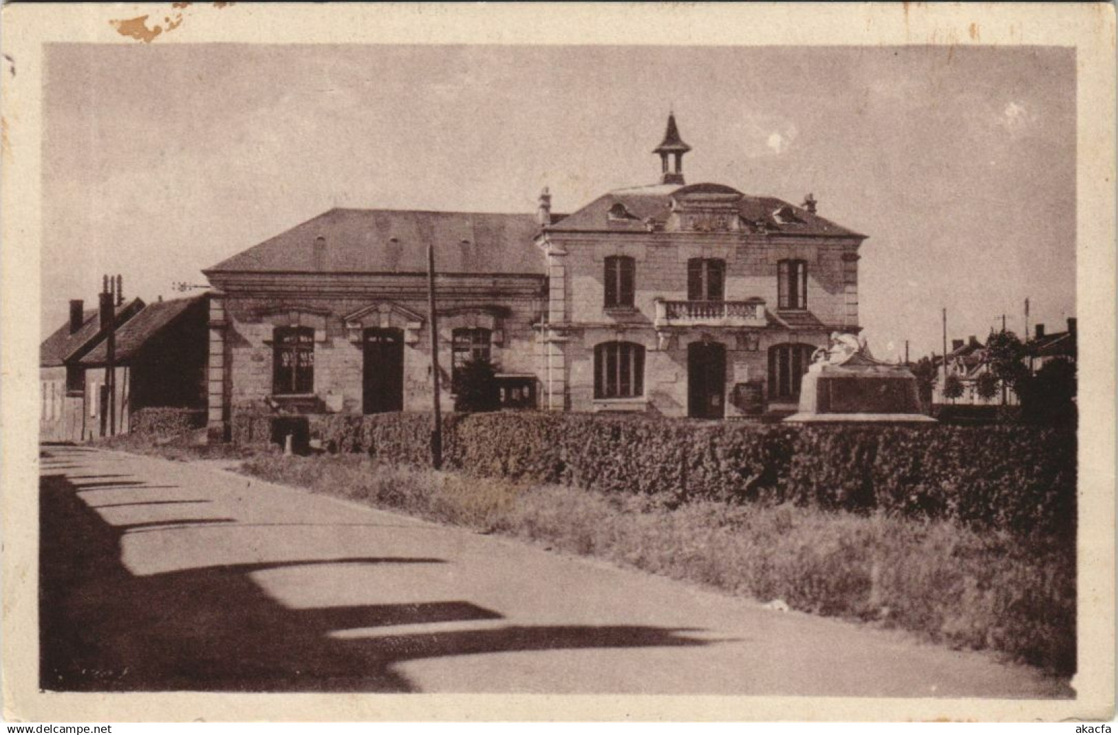 CPA RESSONS-sur-MATZ Mairie (1207748)