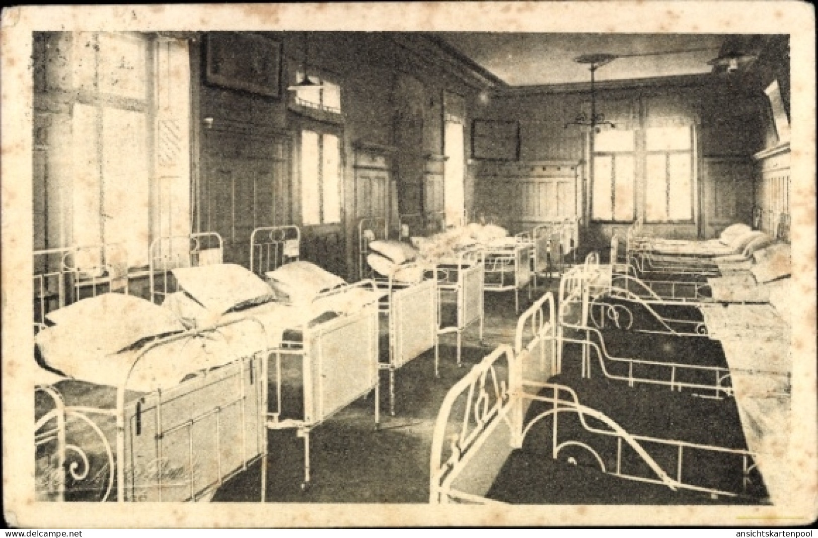 CPA Rheinfelden in Baden, Schlafsaal mit Betten, Fenster, Holzverkleidung, aus Rheinfelden